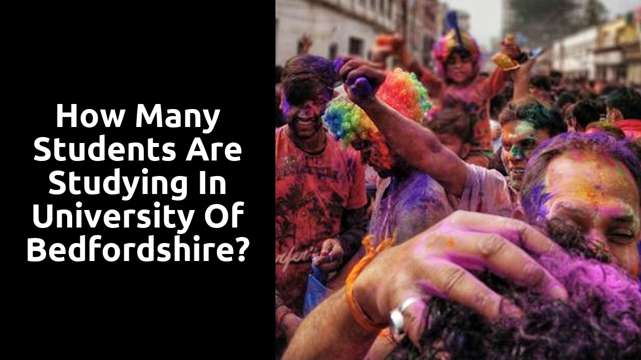 How many students are studying in University of Bedfordshire?